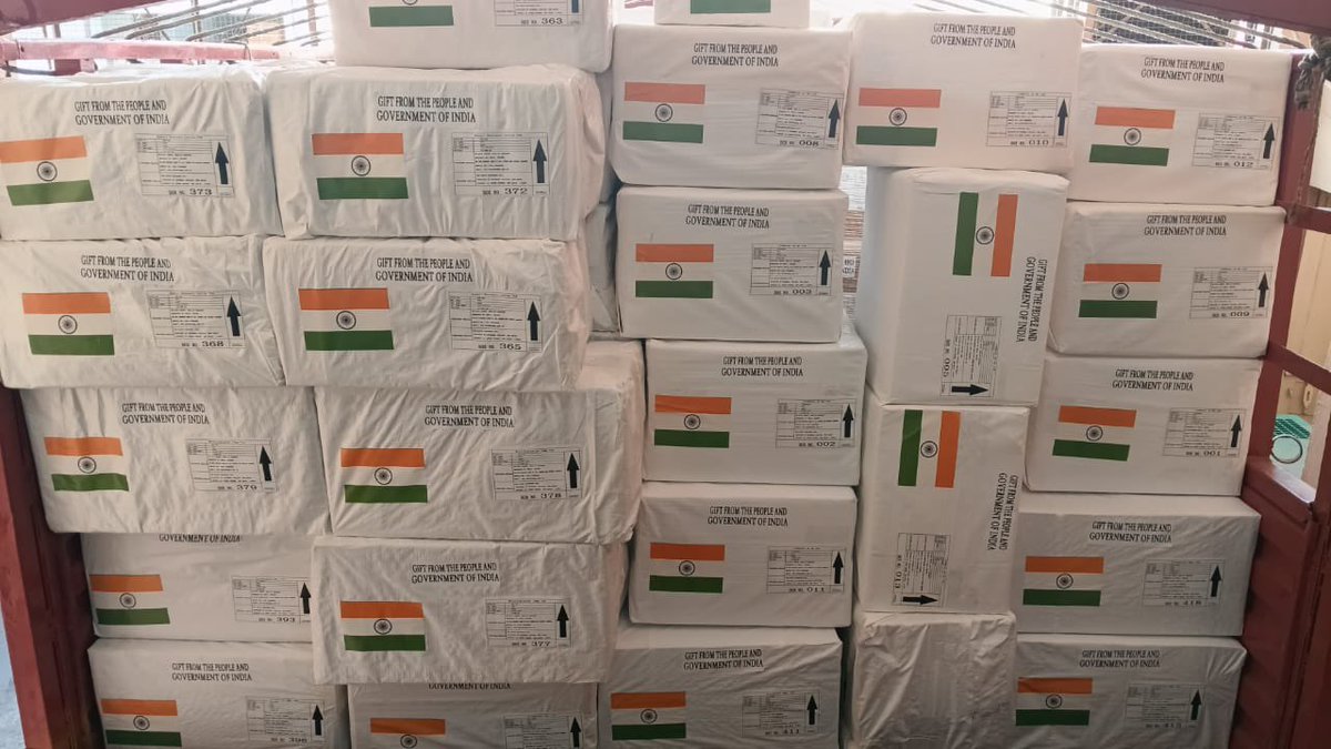 MEAIndia's tweet photo. 🇮🇳 sends humanitarian assistance to Lebanon.

A total of 33 tons of medical supplies are being sent. First tranche of 11 tons of medical supplies was dispatched today. 

The consignment comprises of a wide range of pharmaceutical products, including cardiovascular medications, NSAIDs (non-steroidal anti-inflammatory drugs), anti-inflammatory agents, antibiotics and anesthetics.