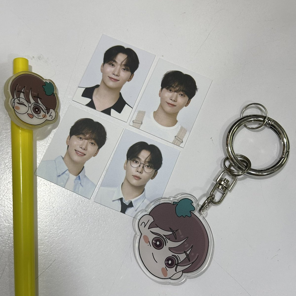 bootifulyoon's tweet photo. yeyyy my seungkwan goodies are here!! tysm @PassMelon for this japan pasabuy!! tysm for the smooth transaction and for being accomodating as well and super feta ๐ซถโจ love the freebies!!
#passmelonproofs https://t.co/LCVNBDxKRY