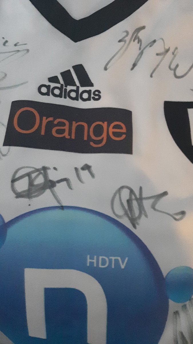 PatrixTheOne's tweet photo. @maciej_qu @LegiaWarszawa Tam są takie rarytasy .... Descarga, Ekwueme, Choto czarne Złoto,Chinyama  itd.
Łezka się w oku kręci;) https://t.co/2tRExkLiGK