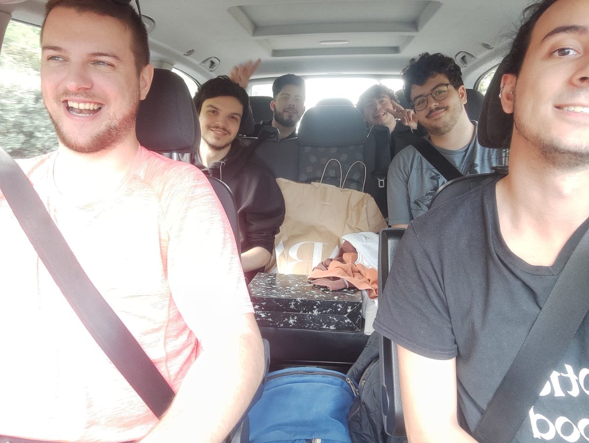 AncestralRats's tweet photo. La ratoneta en camino rumbo al Arcanis🐀🐀🐀 https://t.co/uZsB7Qc8qK
