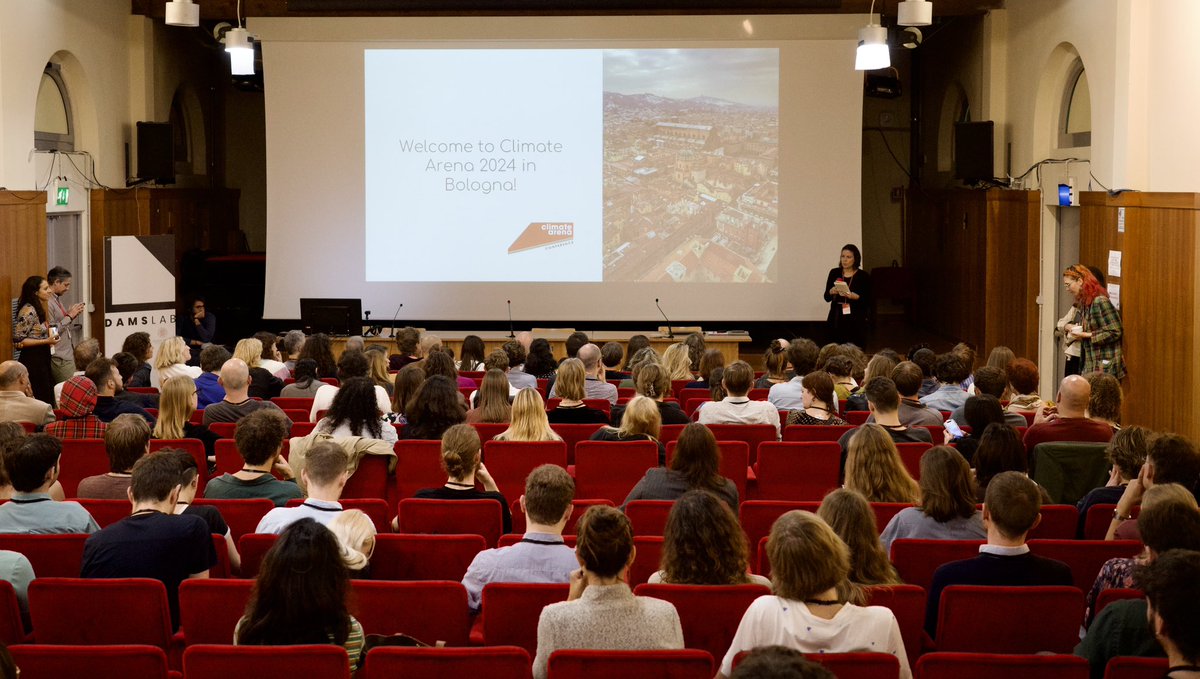 ArenaClimate's tweet image. We officially kick off #ClimateArena 🎉

Over 200 participants - 61% of whom are women - together for hands-on session, panel discussion and collaborative networking focused on the next big climate investigation 🔍

Let’s make climate journalims stronger, together. #CAC24