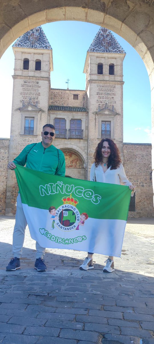 Primera parada.. Toledo, <a href="/Ninucos23/">Niñuc@s Verdiblanc@s</a> on tour a Cádiz con nuestro <a href="/realracingclub/">Real Racing Club</a>