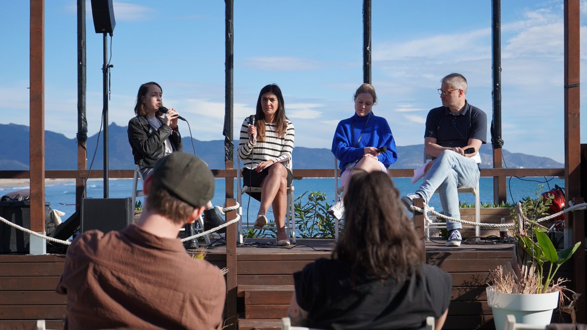 Europe Direct Castelló (@europedirectcs) on Twitter photo ¡Un placer volver a participar en el #ProWeekendFest, sobre todo en su X aniversario 🎶! <a href="/proweekendfest/">Pro Weekend Fest</a>
En la Mesa redonda junto con especialistas de financiación🇪🇺 hemos presentado las oportunidades para el sector cultural musical 🗣️
<a href="/europe_creative/">Creative Europe</a> <a href="/EUCreativa_ES/">Europa Creativa ES</a> ¡Un placer volver a participar en el #ProWeekendFest, sobre todo en su X aniversario 🎶! <a href="/proweekendfest/">Pro Weekend Fest</a>
En la Mesa redonda junto con especialistas de financiación🇪🇺 hemos presentado las oportunidades para el sector cultural musical 🗣️
<a href="/europe_creative/">Creative Europe</a> <a href="/EUCreativa_ES/">Europa Creativa ES</a>