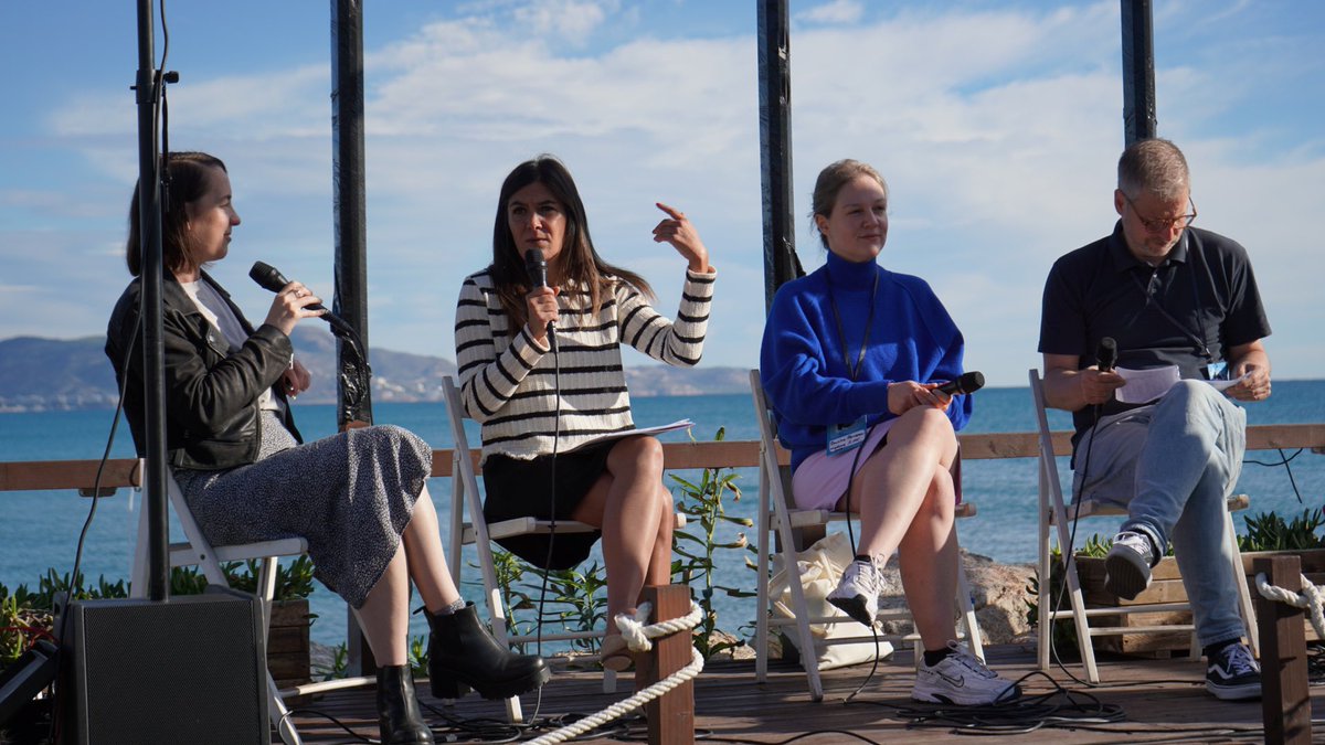 EuropeDirectCs's tweet photo. ¡Un placer volver a participar en el #ProWeekendFest, sobre todo en su X aniversario 🎶! @proweekendfest 

En la Mesa redonda junto con especialistas de financiación🇪🇺 hemos presentado las oportunidades para el sector cultural musical 🗣️

@europe_creative @EUCreativa_ES https://t.co/Wz3GlRoBtr