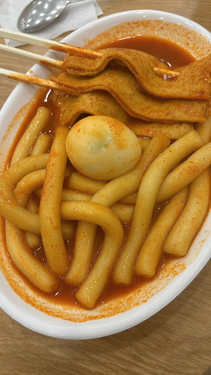 kimfood99's tweet photo. 느낌좋은 쫄면이랑 떡볶이 https://t.co/AeVp9RR8UO