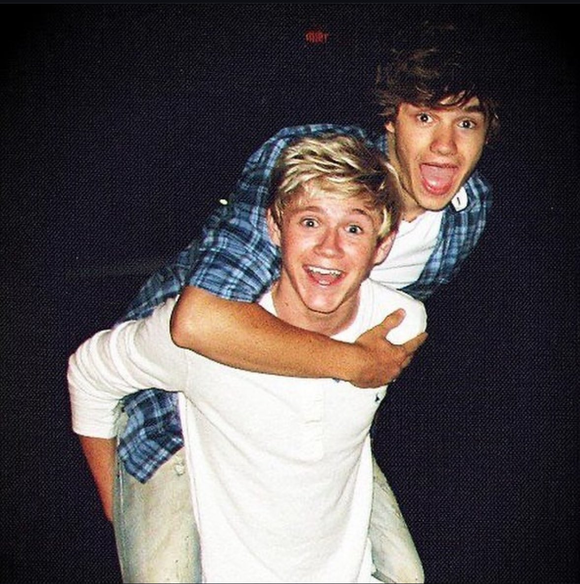 niallspromoIT's tweet photo. 🖤 https://t.co/3Di9No5Med