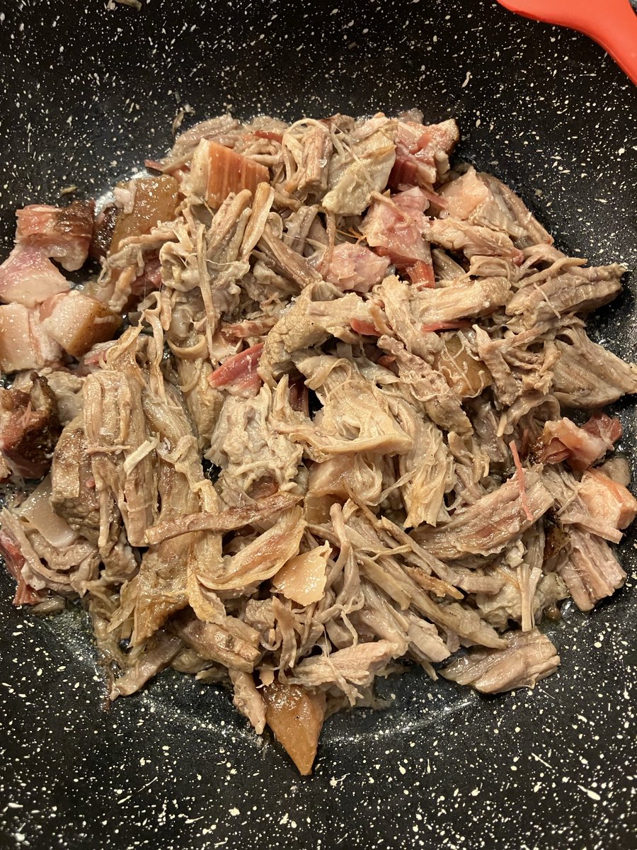 KrisBlackRose's tweet image. Leftover slow cooked #beefmeat and #porkbelly, seared in butter…added #eggs, some ⁦@TABASCO⁩ Sriracha hot sauce and that usual lonely pickle 🥒….