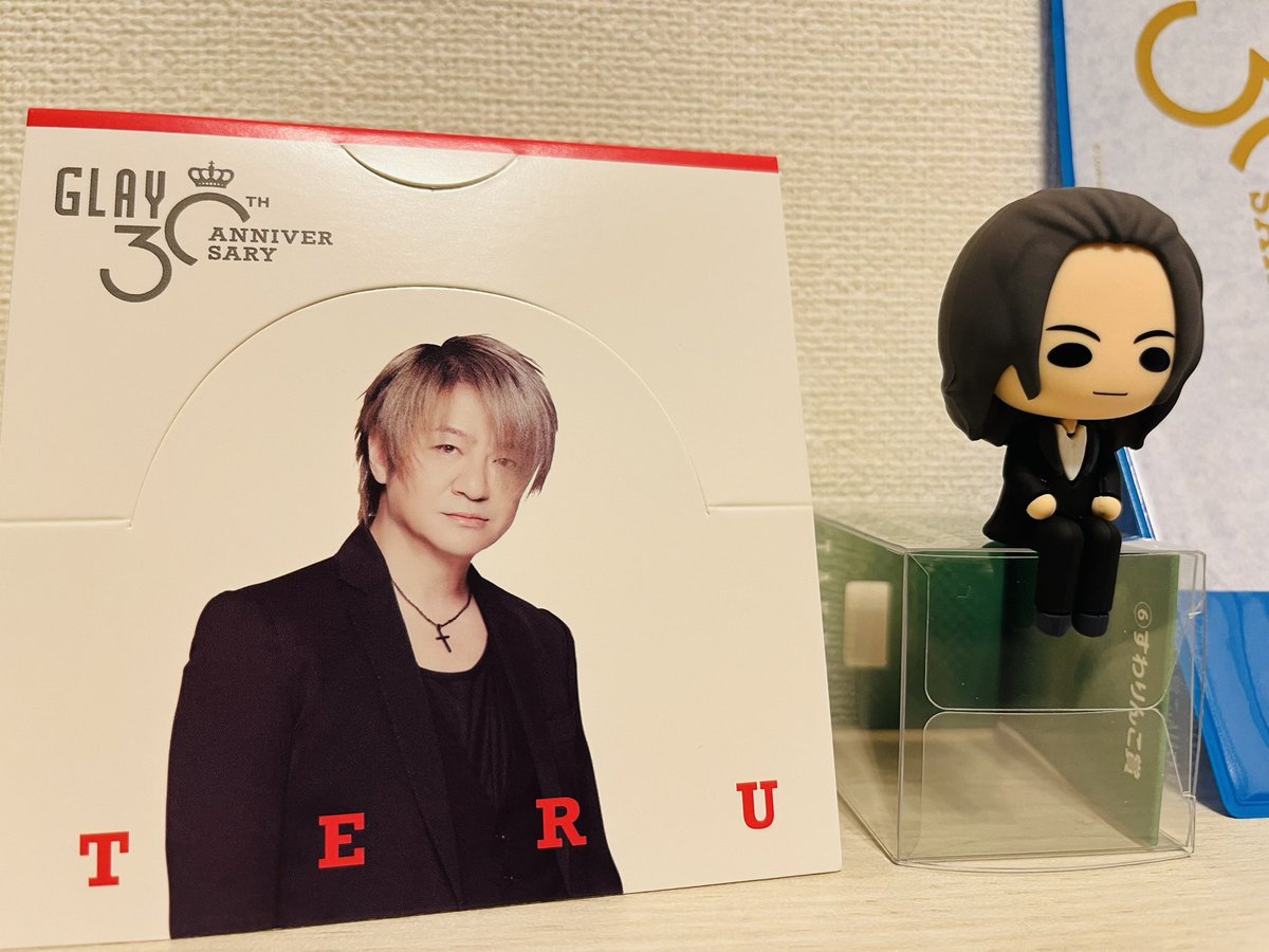 GLAY すわりんこTERUさんTAKUROさんとJIROさん GLAY すわりんこTERUさんTAKUROさんとJIROさん GLAY】30周年 エンタメ