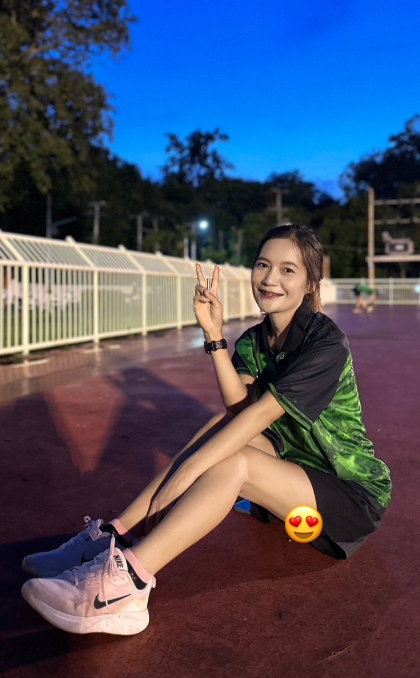 ปัณฑิตา. tweet media