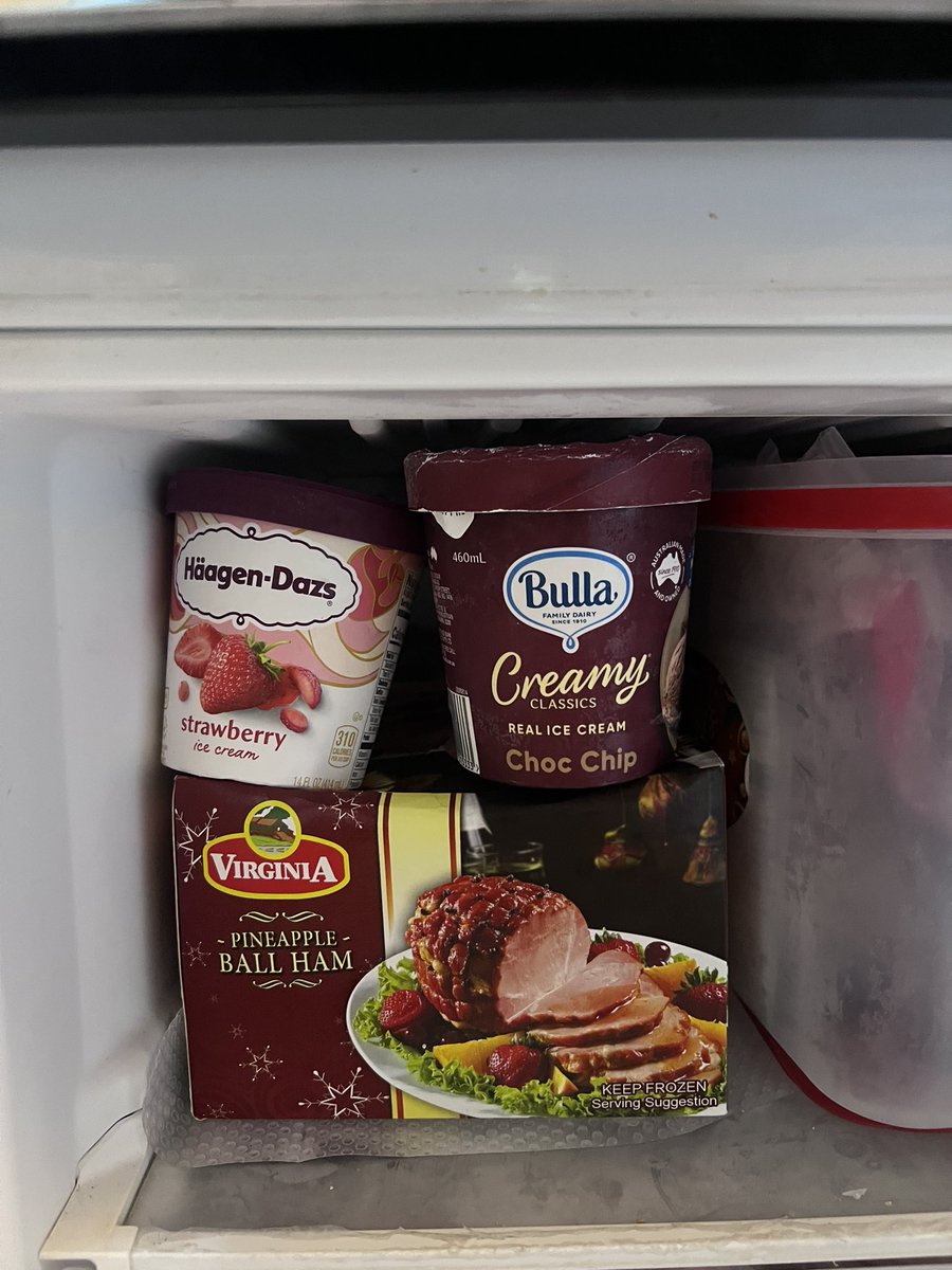 issaplease's tweet photo. I want to be my son- he gets bougie ice cream from his wowo and wowa while mama snacks on convenience store popsicles 😂 https://t.co/EAjjAvH8kw