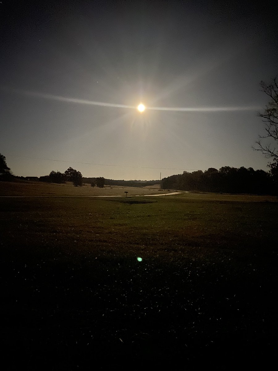 Now this was a harvest moon! I got to enjoy this view from our beautiful slice of Ole Kentucky last night.