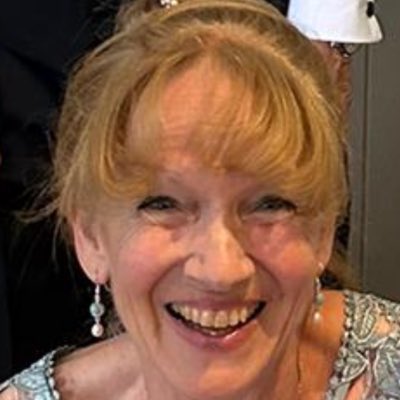 HelenRowthorn's tweet photo. #NewProfilePic https://t.co/GvBD6669Ej