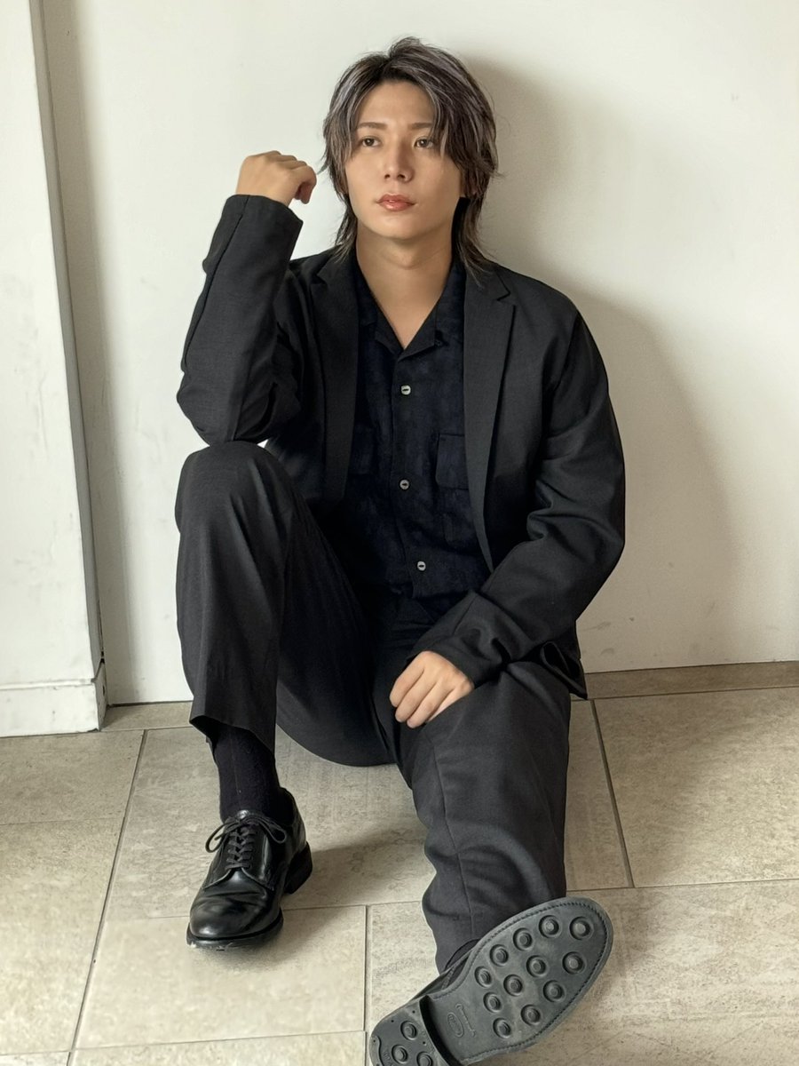 You19_official's tweet photo. 【告知】
ヤンチャンweb「メンズマンデー」に掲載が決定しましたー！！！

撮影もめっちゃ楽しかったし、いつもとは違う雰囲気にかっこよくしていただいたので是非チェックしてね😉💫
https://t.co/SL4mbDoA5f

#ヤングチャンピオン
#ヤンチャンweb
#メンズマンデー https://t.co/v2WsPrvkgO