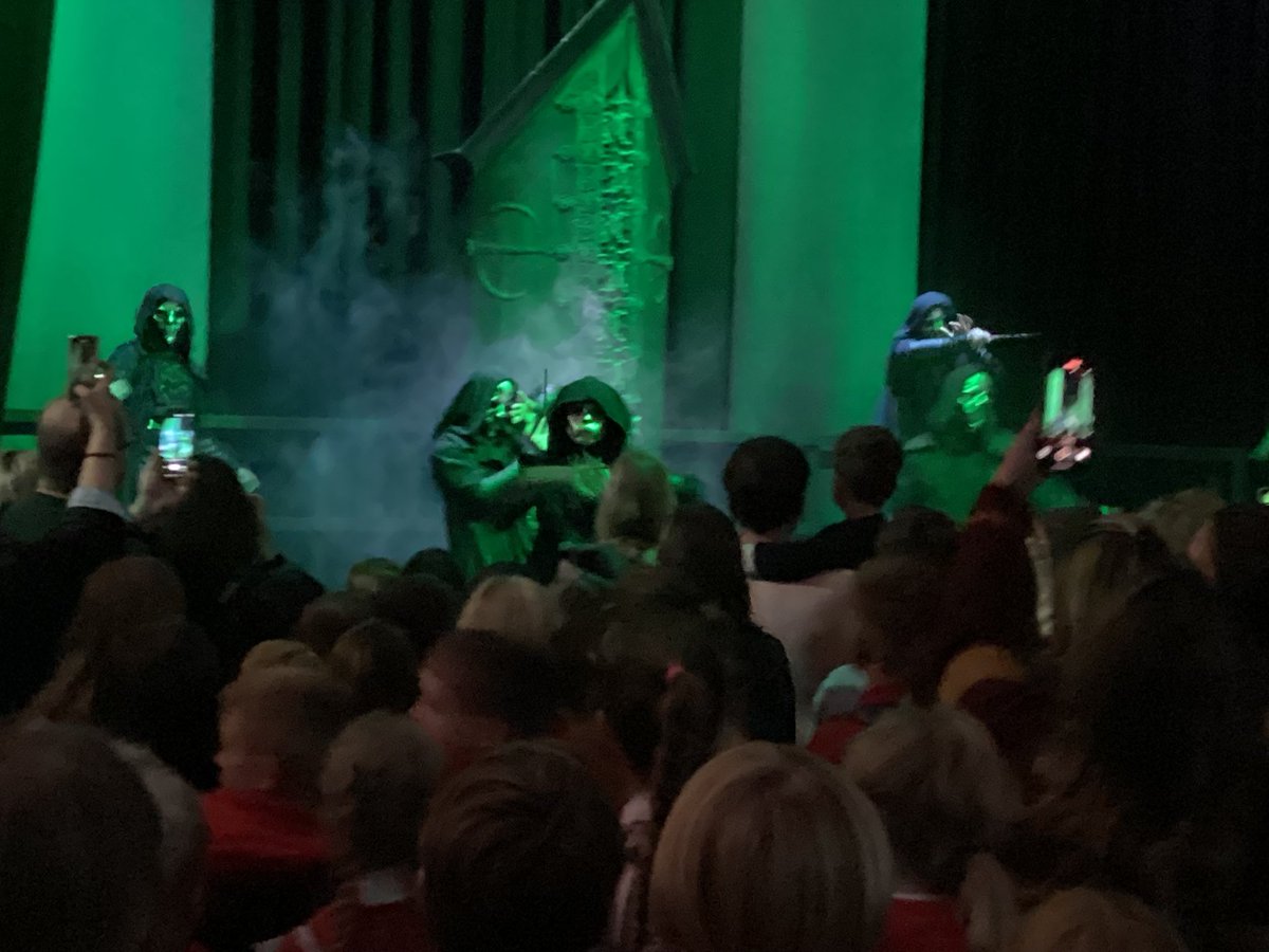 Year 5 had an incredible, magical day at Warner Bros. Harry Potter Studios yesterday. We were so proud of their impeccable behaviour - which meant a tourist made a point of telling us how impressed they were! Bendigedig! ✨🪄🧌<a href="/PPSMrsBaxter/">Julie Baxter</a>