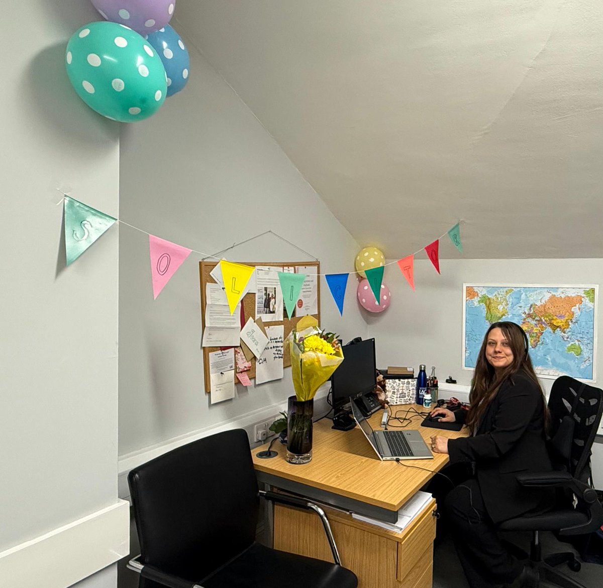 We are delighted to announce that our Justice First Fellow (@The_LEF) Ioana Serbanoiu, has officially qualified as a solicitor today. Congratulations! We are so proud of you!
