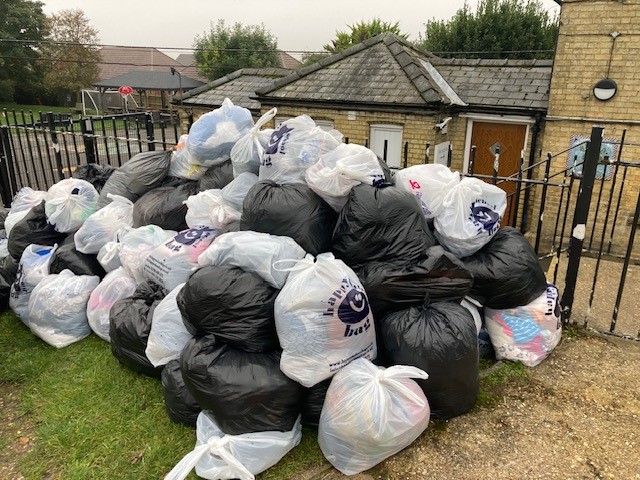 We would like to thank our school community and neighbours for donating to our Happy School Bag collection. We raised £237.60 towards PTA fund raising. FROGs are hoping to replace the school pond fencing! #BESTfamily😀