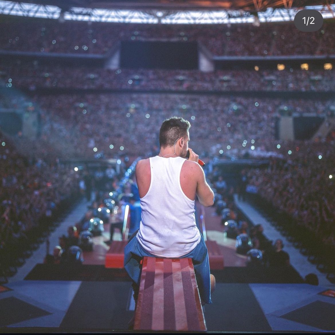 Ju ²⁸ 🪩໑̣ |VIU O LOUIS tweet media