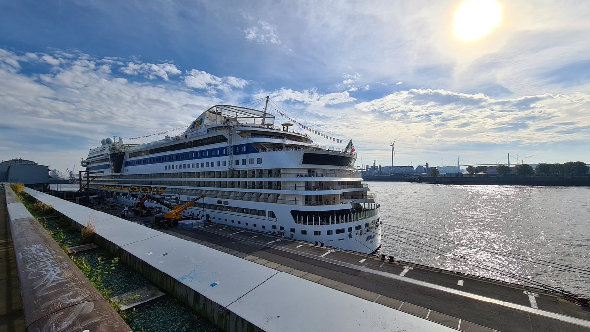 Der_Korbi's tweet photo. Schon wieder so ein nettes Boot https://t.co/HlgVl0t11a