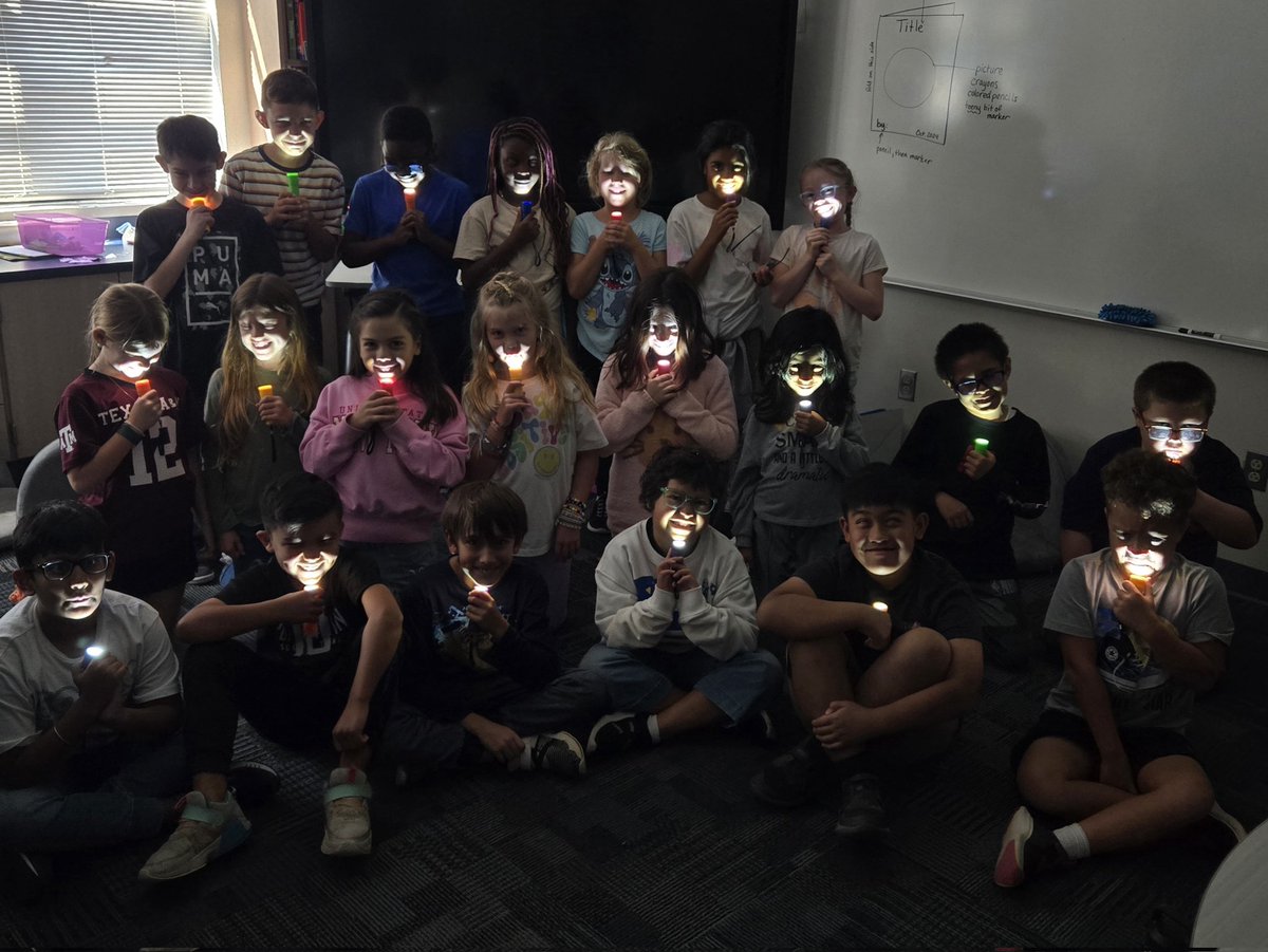 Mrs. Lane (@mrslaneatford) on Twitter photo Guess who's exploring light energy this week ๐ฆ๐ #ohmystars <a href="/GeorgetownISD/">Georgetown ISD</a> <a href="/ElementaryFord/">FordElementary</a> Guess who's exploring light energy this week ๐ฆ๐ #ohmystars <a href="/GeorgetownISD/">Georgetown ISD</a> <a href="/ElementaryFord/">FordElementary</a>