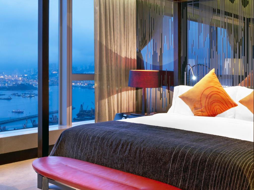 cppluxury's tweet photo. W Hong Kong, an exceptional reflection of the W Hotels brand (REVIEW)
https://t.co/LRpe0YvSSF (full article)
#WHotels #WHongKong #HongKong #luxuryhotels #luxuyhospitality #luxury #hotels #luxuryaccommodations #luxurysuites #luxuryspa #luxurypool #luxurywellness #Milux @WHotels https://t.co/Dexi7RcmZr