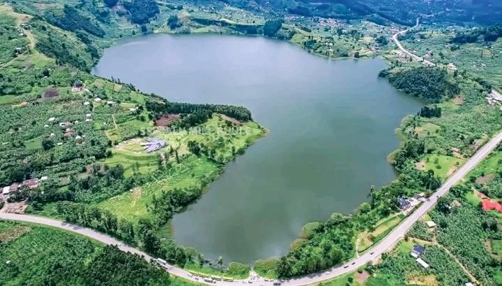 JaoTestimony's tweet photo. Celebrate the festive season with Isitoshe Tours! Our accessible, inclusive packages cater to families, kids, and individual travelers, ensuring everyone enjoys a stress-free and memorable adventure. Book today for a holiday like no other!
 #FamilyAdventures  #FestiveGetaway https://t.co/LS4nzNFwsh