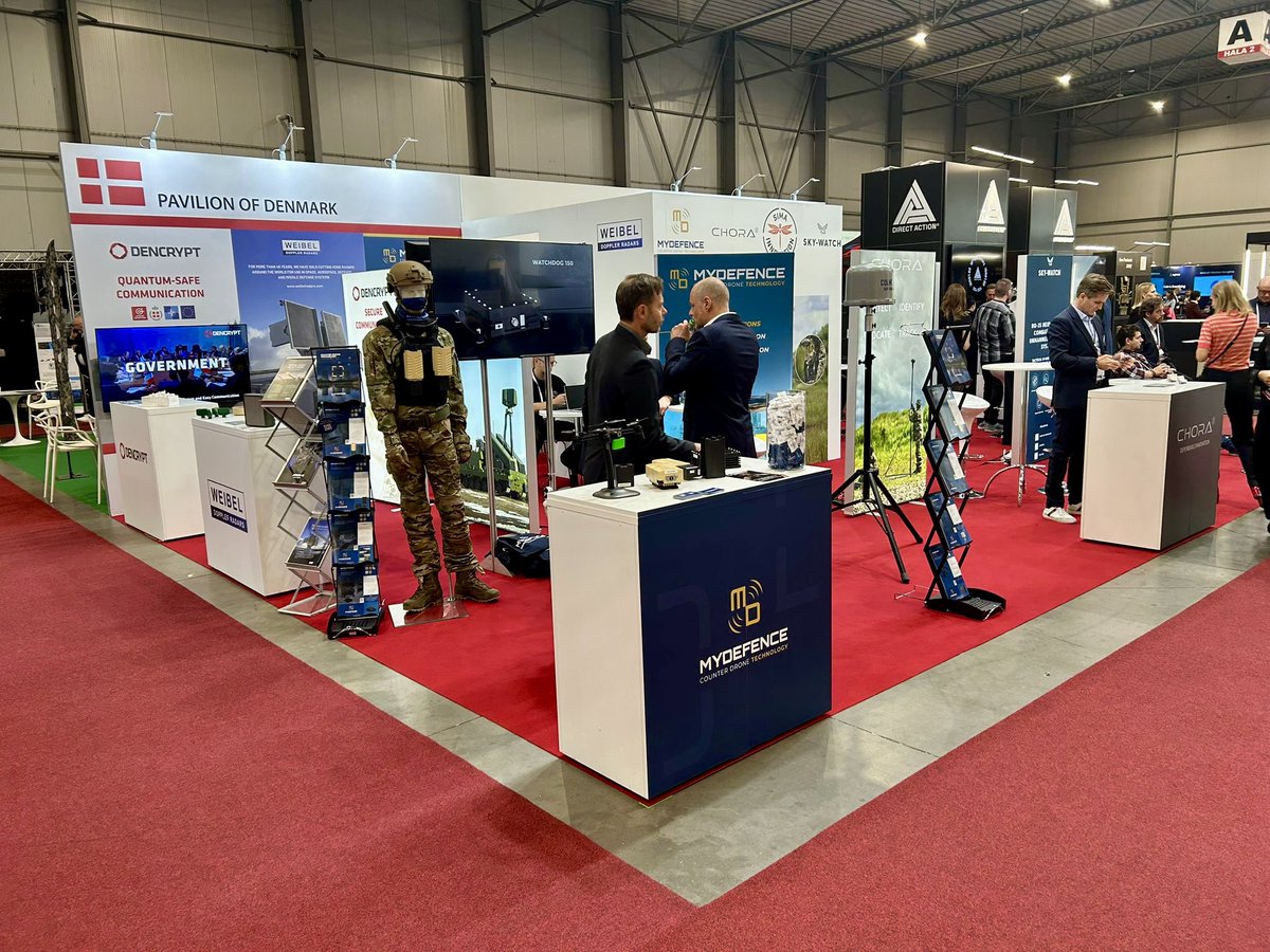 DenmarkinPoland's tweet image. Kończą się Targi Future Forces w Pradze. Dziękujemy wszystkim, którzy odwiedzili Pawilon Danii.🇩🇰
🤝 Współpraca na rzecz bezpieczeństwa nigdy nie była tak istotna jak dzisiaj.
#DenmarkInPL
#defense #futureforcesforum