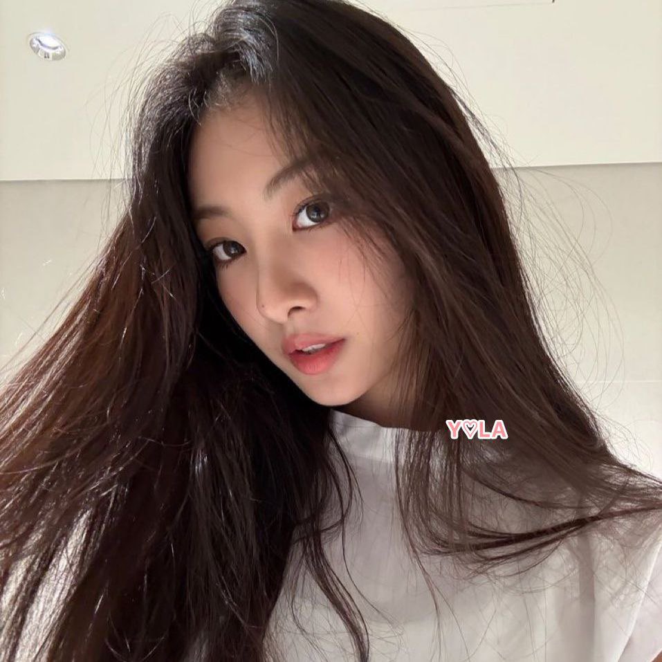 Cyber Menfess! tweet media