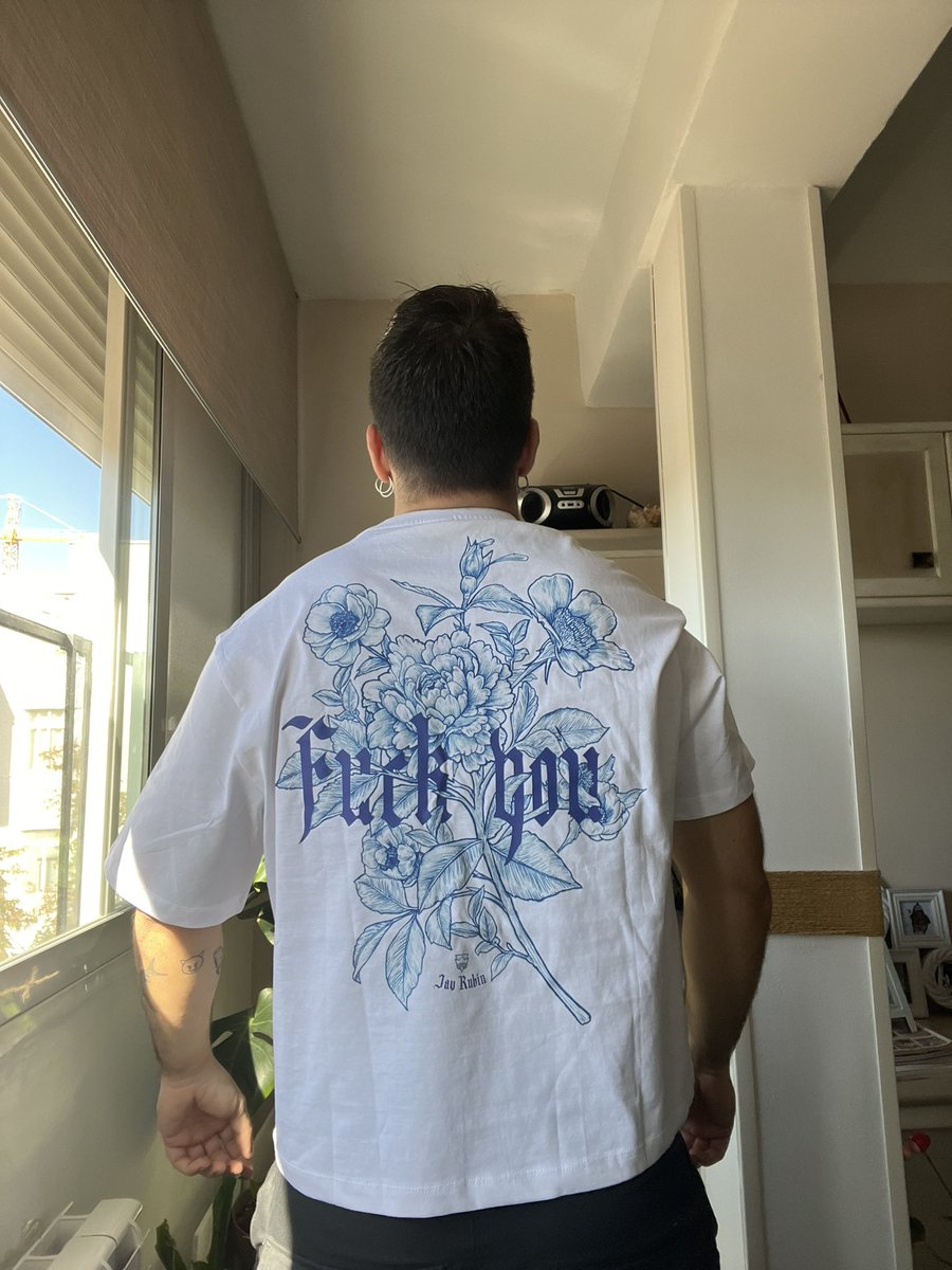 La camiseta de <a href="/Jav_Rubin/">Javier Rubín Grassa</a> es 😍😍