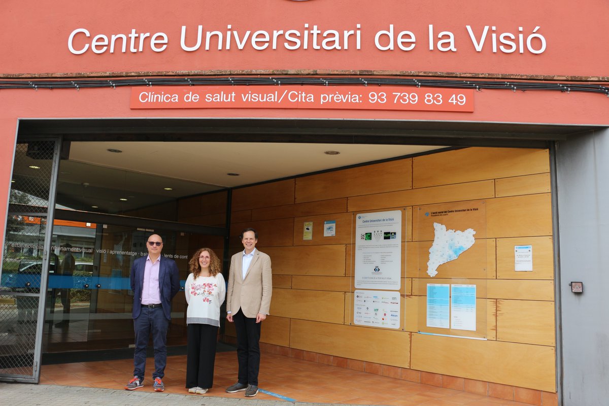 📢 Dimecres <a href="/optometria_upc/">FOOT UPC</a> i el CUV UPC van rebre la visita d'Axel Mallmann i Marc Perea de @GrandVisionES. Van conèixer el programa #MiradesSolidàries i vam parlar sobre el futur de la salut visual i la formació en optometria. 👓👁️
#SalutVisual #Optometria #AprenentatgeiServei