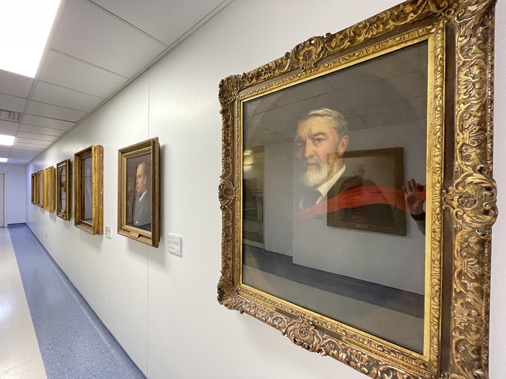 Chelsea and Westminster NHS Trust Library Service tweet media