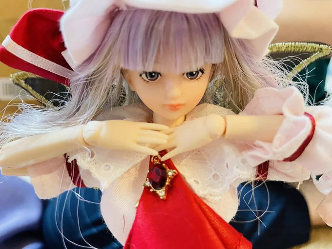 #東方Project  #東方手芸部  #東方紅魔郷 昼寝ねこさん のドールが完成しました。めちゃくちゃ可愛いのでぜひ見に来てください。いやすごいなほんとに 