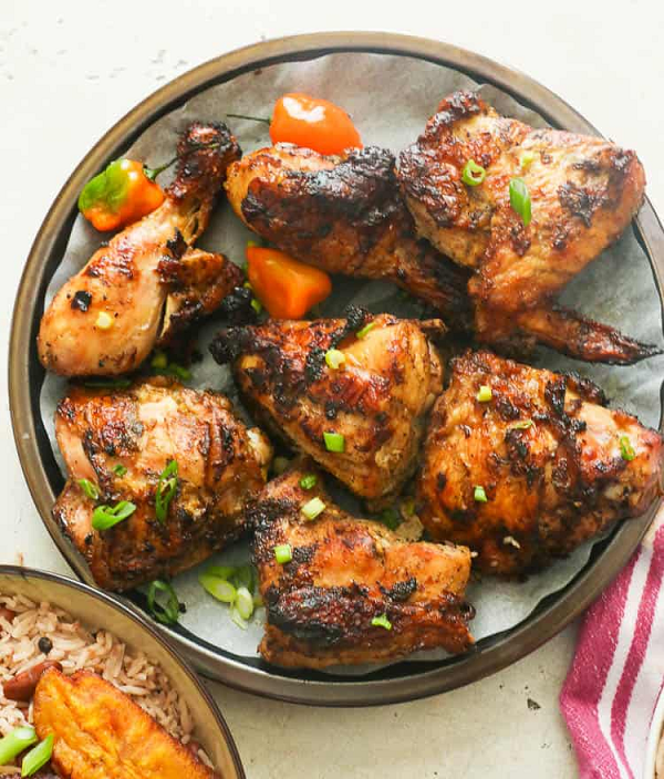 BrumMagazine's tweet photo. 🌴🍗 Reggae Roast Sundays Have Arrived! 🍗🌴

Temper and Brown in Birmingham’s Jewellery Quarter is bringing the flavours and vibes of the Caribbean to your Sundays! 🇯🇲🎶 

https://t.co/hOe2q43WYY https://t.co/zT8FGCYH55