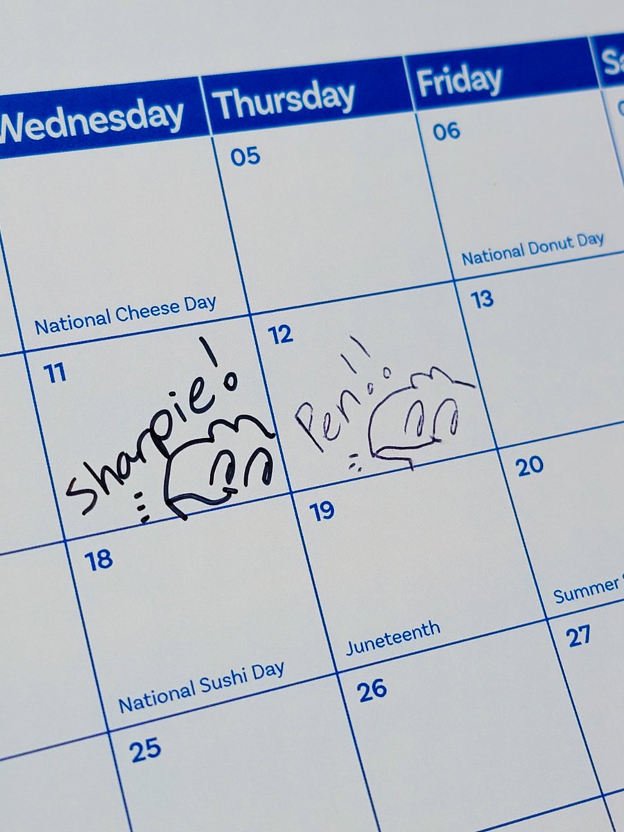 🍔✨"ALL YEAR ROUND" 2025 CALENDAR PREORDERS ARE NOW OPEN!✨🍔

This has been a labor of love from us all, so we hope you enjoy it!🩵

-Preorder and save $5
-Printed on 100lb satin paper
-Features food themed holidays
-Preorders close 11/3!

GET IT HERE: bleucan.fish/product/all-ye…