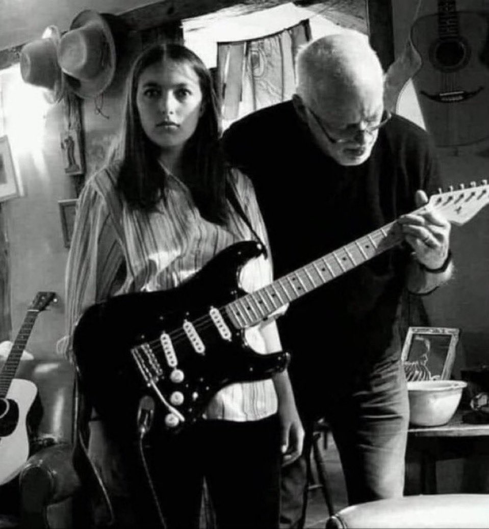 historyrock_'s tweet photo. When you just want to play your guitar but your father is that guy from a band called Pink Floyd... https://t.co/KYoim28aC7