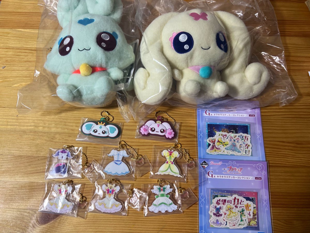 プリキュア　一番くじ　交換希望

求）
B賞　ナッツ
E賞　ドリーム
F賞　ココ　ミルク

譲）以下画像のもの
C賞　ナッツ
E賞　ブラック　ホワイト
ブルーム　レモネード×2　ミント
F賞 ポルン ルルン
G賞 SS 5gogo

郵送希望です
お気軽にお声かけください🙇‍♀️