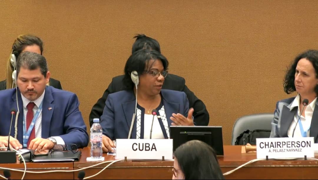 Durante exámen de Cuba en el #CEDAW  hemos mostrado los resultados relevantes  en igualdad de género y también los principales desafíos. Reafirmamos que el bloqueo de EEUU contra #Cuba es la peor forma de violencia ejercida contra las mujeres cubanas
#CubaEnCEDAW    #PAMujeres