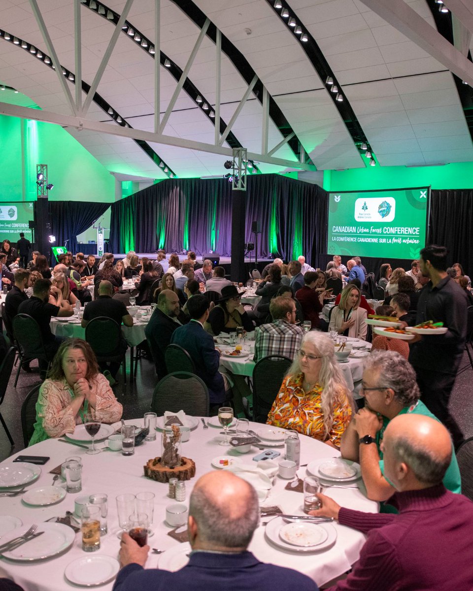 TreeCanada's tweet photo. In the evening, our #CUFC2024 delegates attended the Gala Dinner at the @ManitobaMuseum. π
π· Photos by @DanHarperPhoto.
#UrbanForestry #TreeCanada #PanelDiscussion #TreeEquity #CUFA2024 #UrbanForestry #Awards #TreeCanada https://t.co/JKtlLF58hH