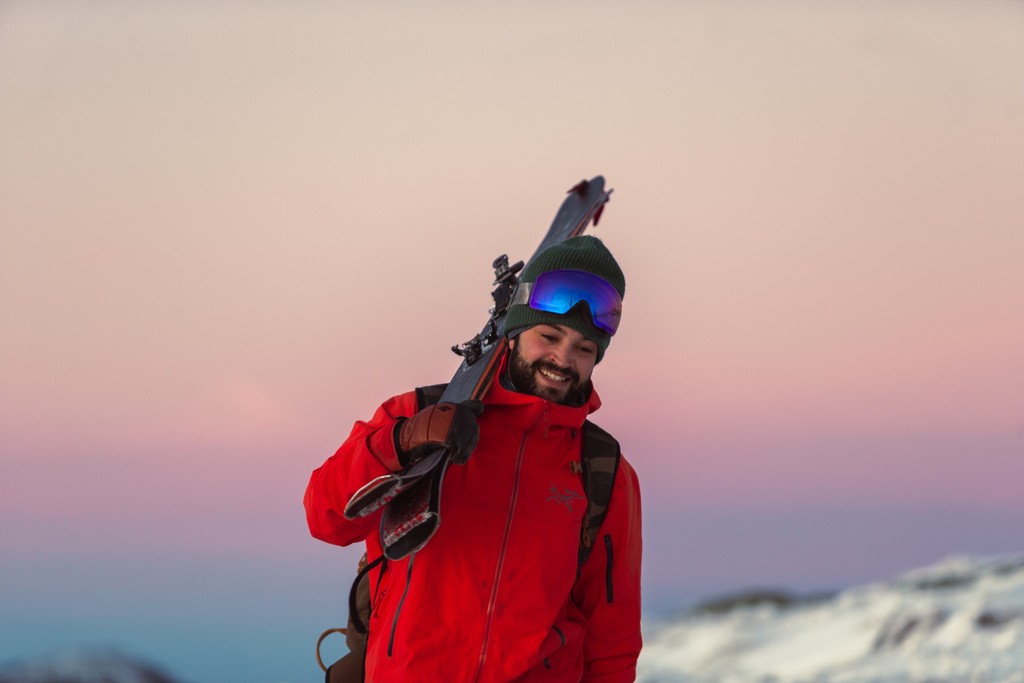 Smiling faces from dawn patrol missions. 
•
•

#skiing #skis #ski #renounskis #renoun #skier #mountains