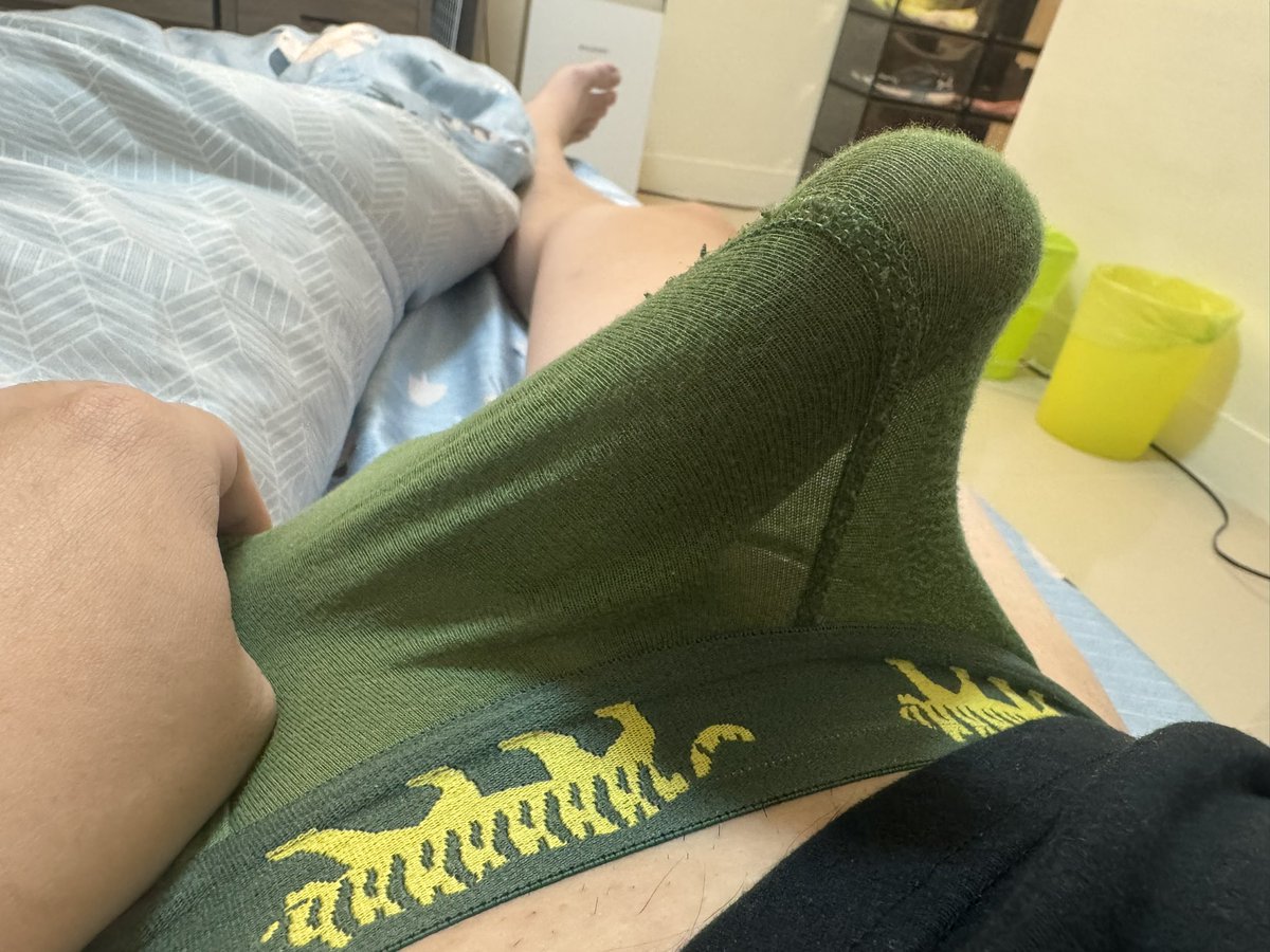 感覺內褲又要一波淘汰了～～

最近慾望真的是一直壓不下來

隱藏版就不貼了，這樣就好！？