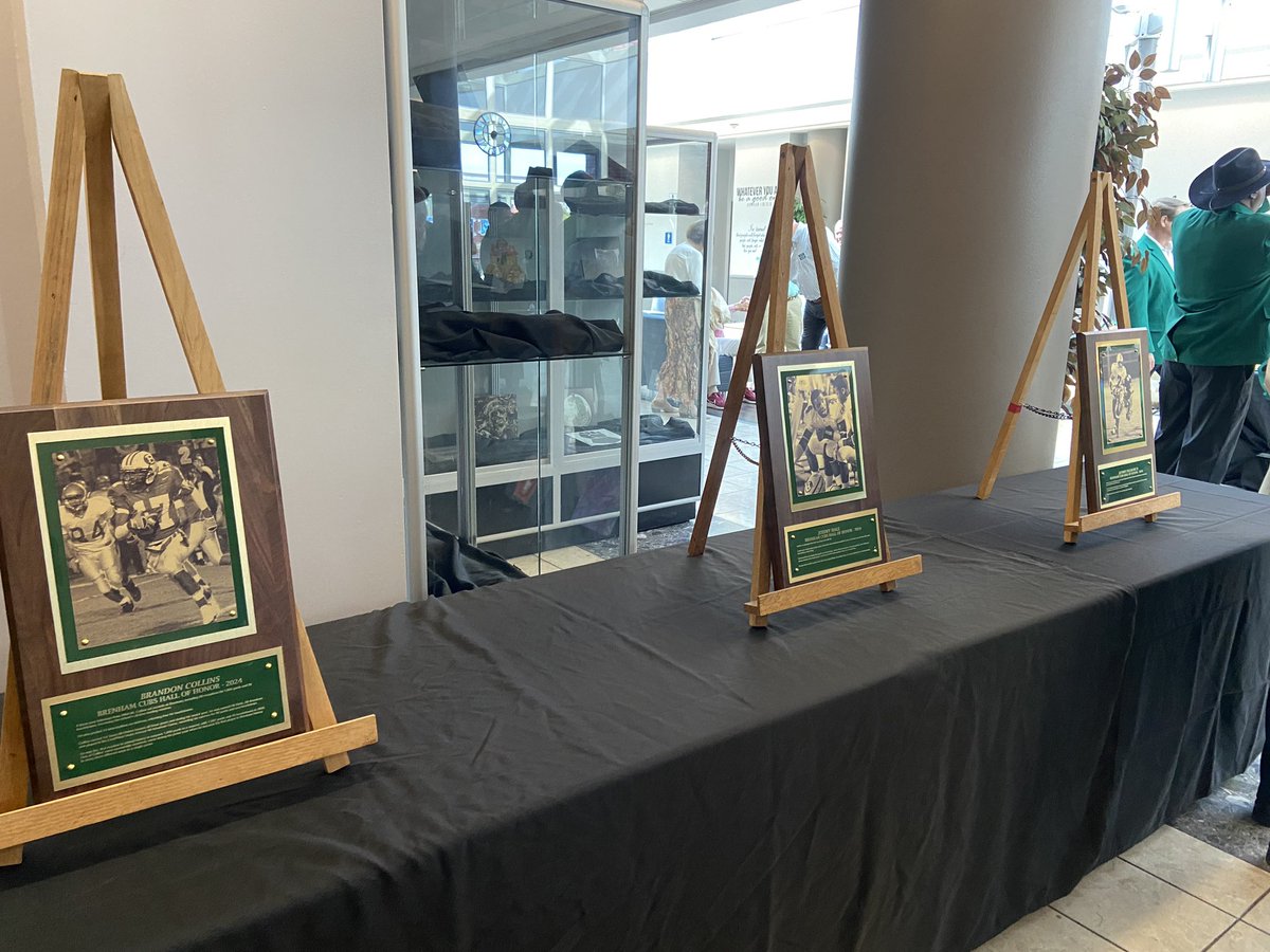 HodellSports's tweet photo. It’s Brenham Football Hall of Honor day as the three-man 2024 class will be officially inducted today with special recognition also being given to the 2009 4A Division 2 state finalist Brenham team.

Full story on today’s event will be available in the weekend Banner-Press. https://t.co/ydu3eZe6OT