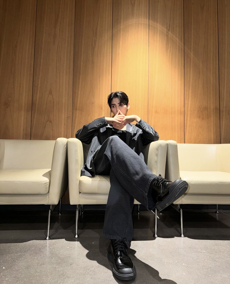 dolgolaeui's tweet photo. Yoo Tae Yang #yootaeyang #유태양 #SF9 #wasitlove #clickyourheart You can follow Yoo Tae Yang’s official Instagram account - taeyang_0228 https://t.co/vw7kAQ2Q2i