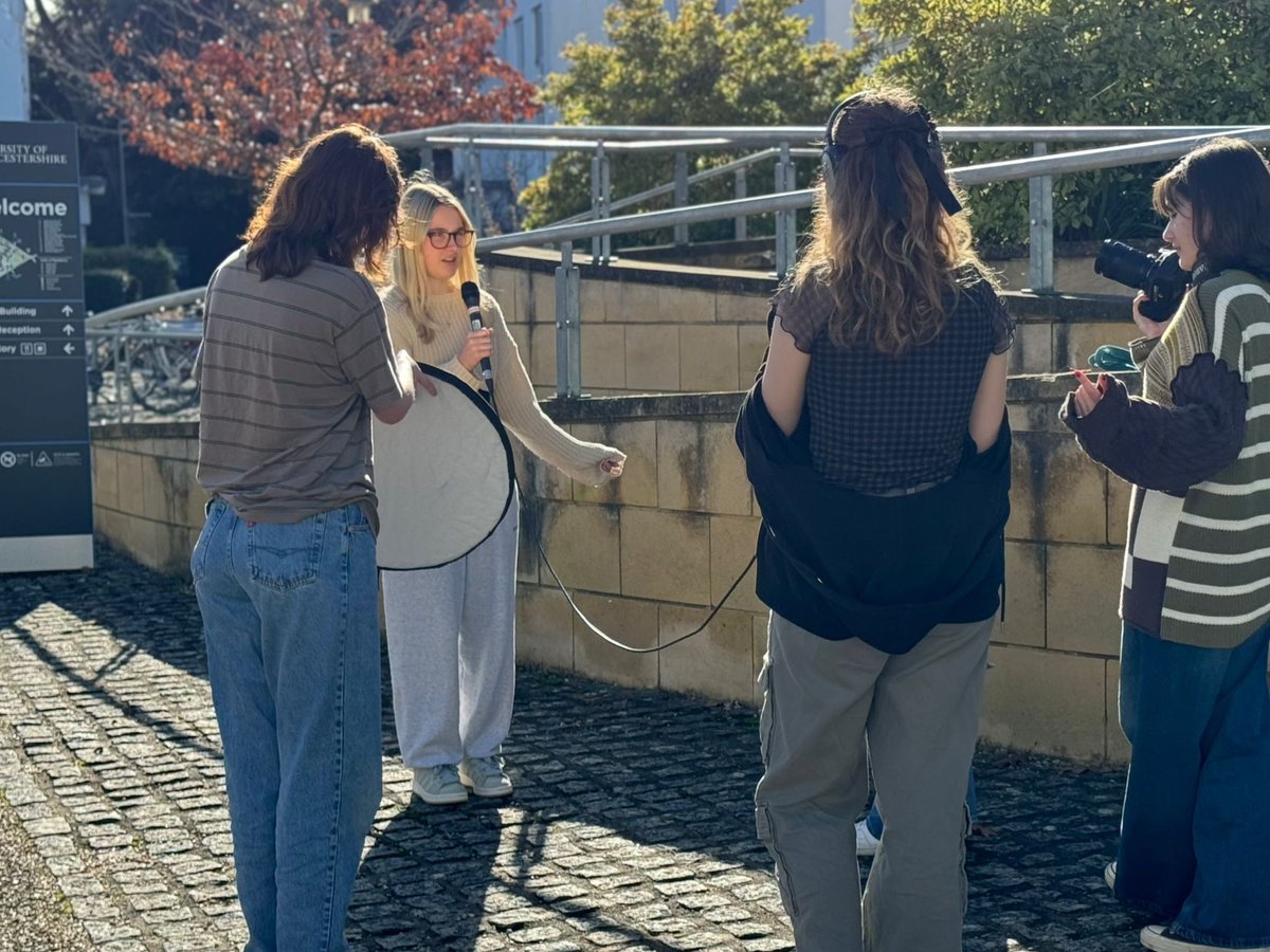 UoGjourno's tweet photo. Our #firstyear #journalism students get practical training from Day 1. This week they learned to shoot &amp; edit video. At @uniofglos - we don’t just teach journalism - we do it! #teamglos #futureproofyourself #bringacoat https://t.co/gCknLpA7BX