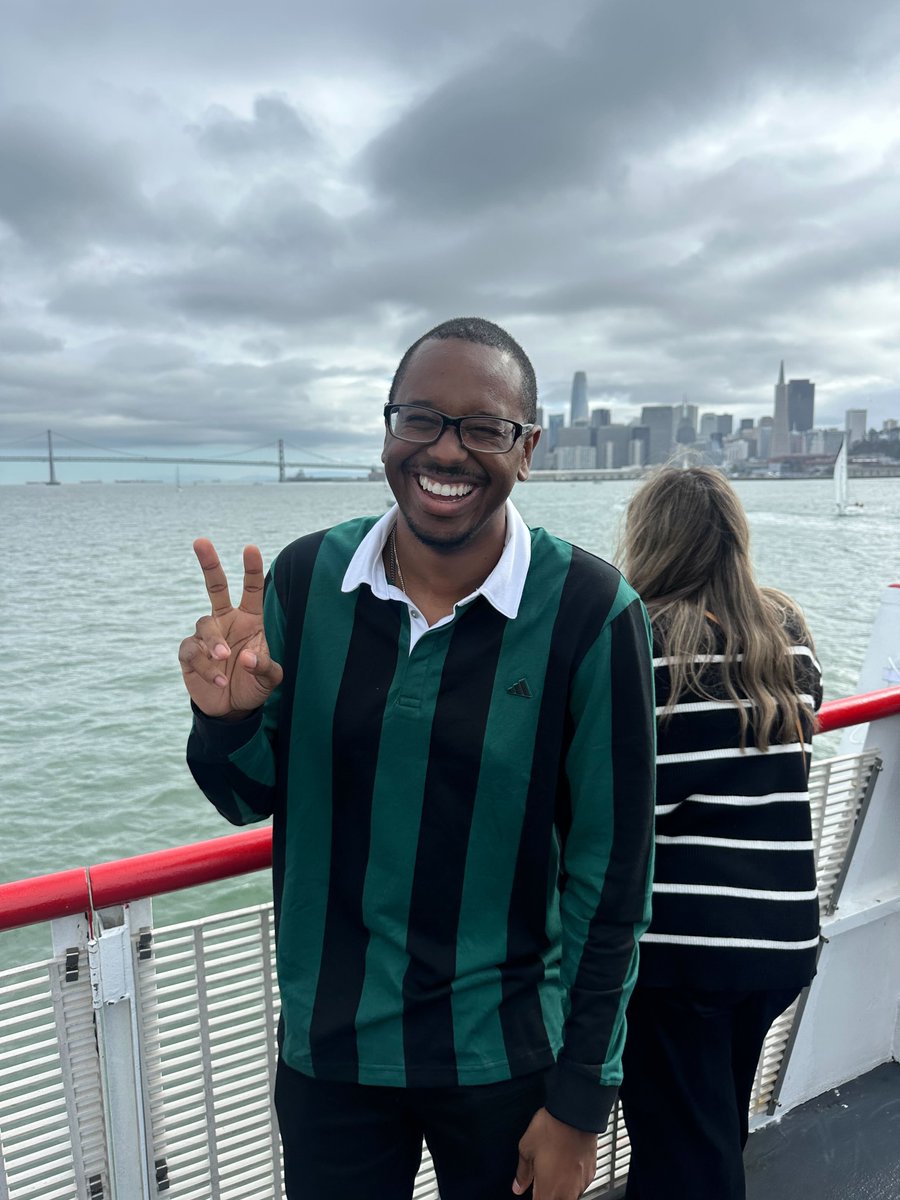 fastly's tweet image. ⚓️ A San Francisco Treat ✈️ ! Our SF Office has an annual tradition of coming together with colleagues, friends, and family on the SF Bay for #FleetWeek! Shoutout to the SF Office Workplaces team for another amazing event! #LifeAtFastly