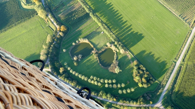 Peter Willeboer maakt ‘Lezersfoto van de week’ vanuit luchtballon -  internetbode.nl/beveland/l/430…