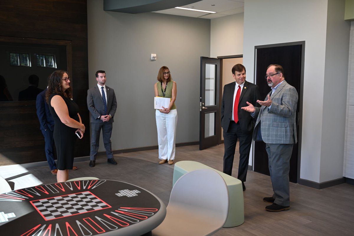 Thank you, Rep. Dale Strong, for the visit. You were a key supporter of the original WellStone Emergency Services center as Co. Commision Chair. Now you see how far we've come with the peds unit. (How about that sweet reading nook 📖❤️) #mentalhealth #crisiscare #youarenotalone