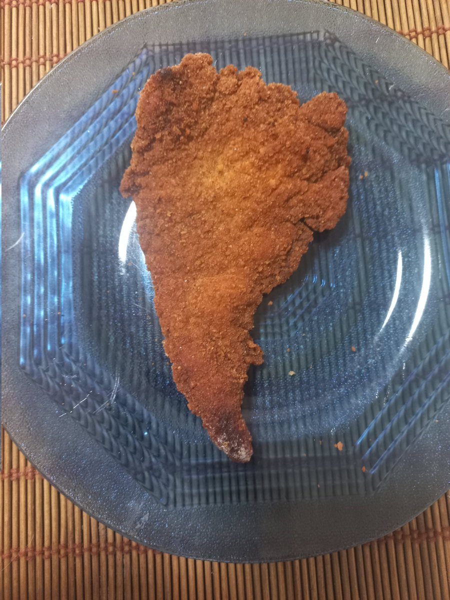 Milanesas con forma de uruguay y de argentina, pocos entenderan la importancia de este acontecimiento.