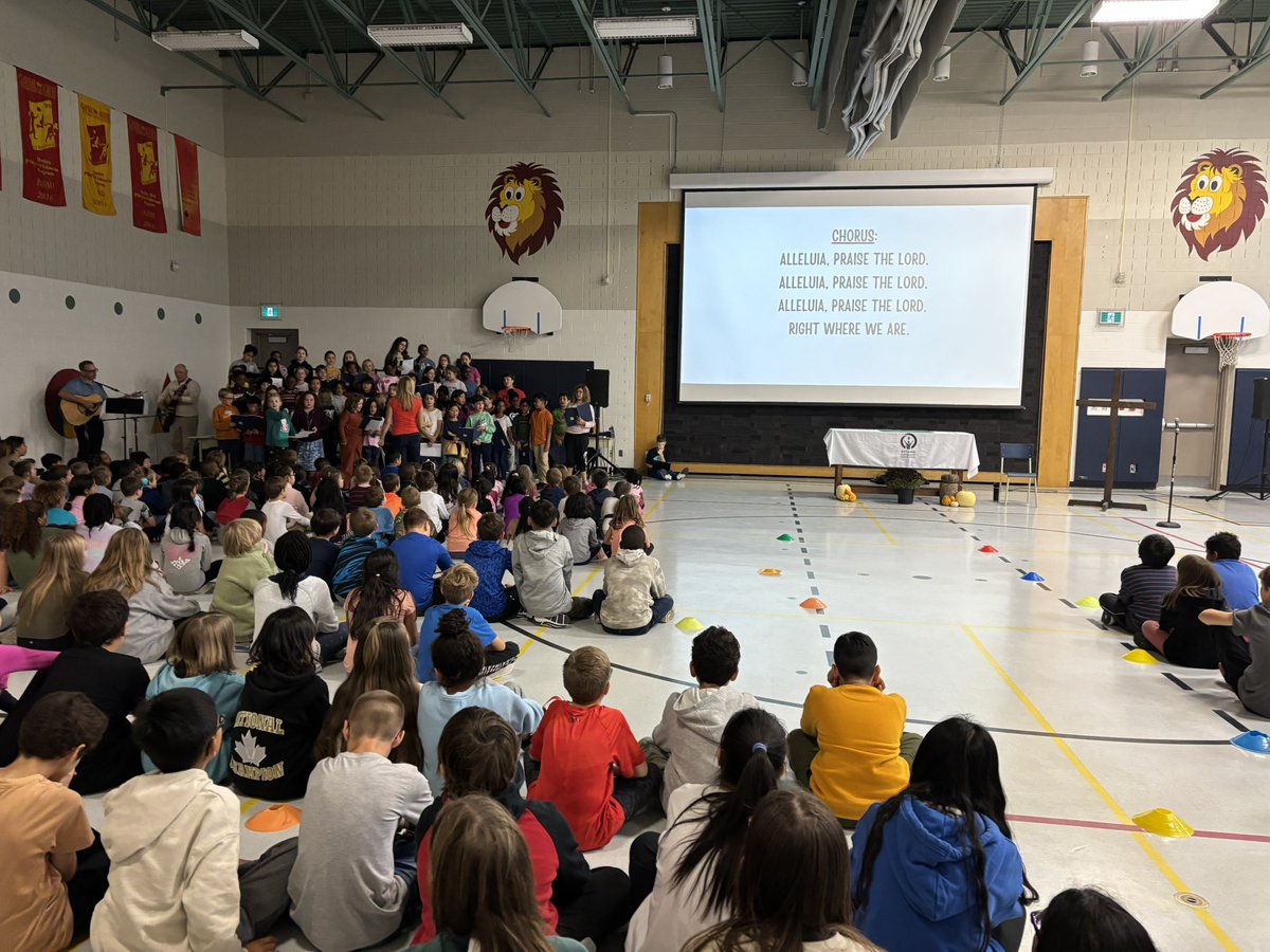 St. Anne School tweet media