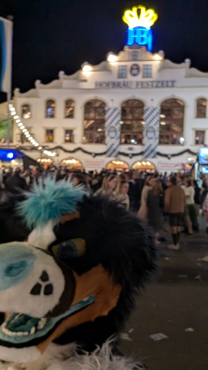 It's #fursuitfriday  !!!

Follow me on bsky.app/profile/rrruff… for more updates and fun pics/videos of me doing crazy shit in suit!