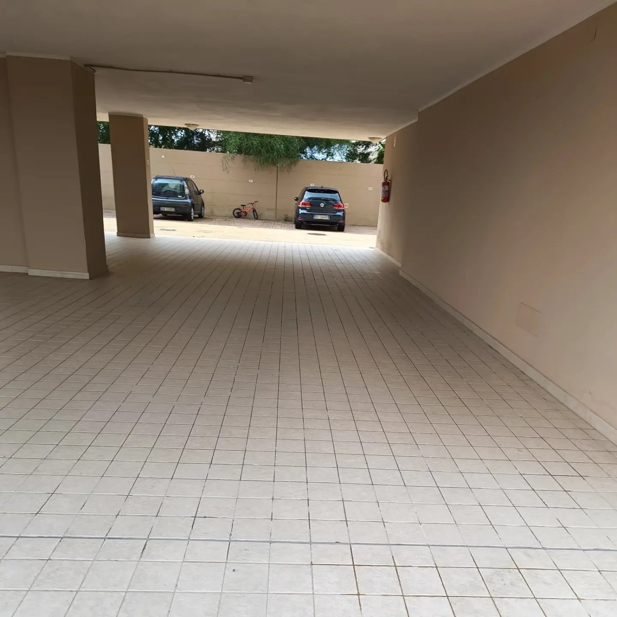 auroservicesrls's tweet photo. Ci occupiamo della pulizia dei tuoi pilotis condominiali a Cagliari e provincia, restituendo luminosità e igiene agli spazi comuni
https://t.co/tkGJLd3ZCs
#pulizia #condomini #cagliari #auroservice #pulizieprofessionali  #servizicondominiali #igienizzazione #spazicomuni https://t.co/cKdtXCv69y