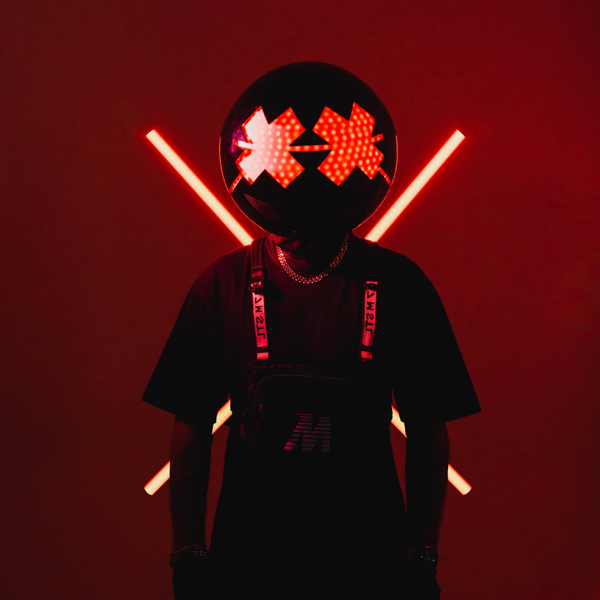 NEW RELEASE 🚨 <a href="/mojimusicxx/">MOJI</a> x <a href="/REGGIOmusic/">REGGIO</a> are bringing that AFTER HOURS energy with their track ‘6AM’ 😈 

available now on all streaming platforms!